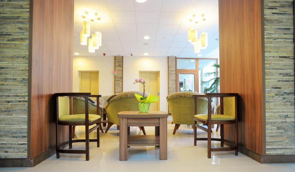 Park Hotel Gyula Eksteriør bilde