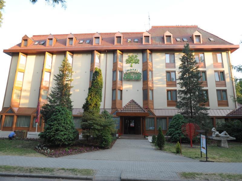 Park Hotel Gyula Eksteriør bilde